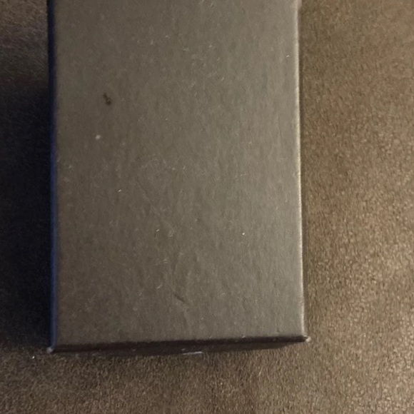 Watch - Picture 3 of 3